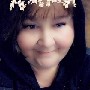 Meet your Posher, Becki